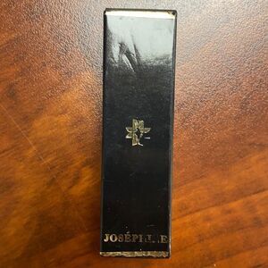 New Josephine Liquid Highlighter Makeip